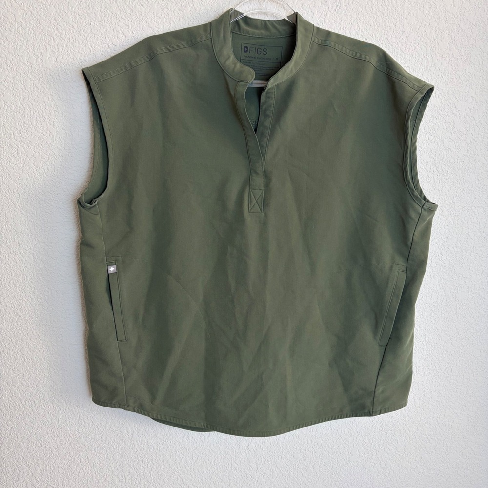 FIGS Rafaela Sleeveless Scrub Top Olive Green Mandarin V-Neck Vest Medium